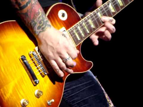 Guns N' Roses - This I Love (Live in Dublin, 2010)