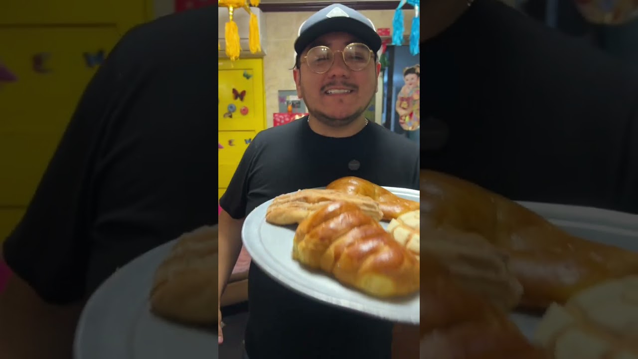 Un panesito de la Panaderia Rivera 🍩🥐🫶🏼