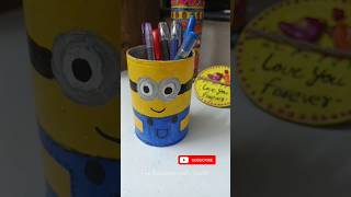 Minion pen Holder
