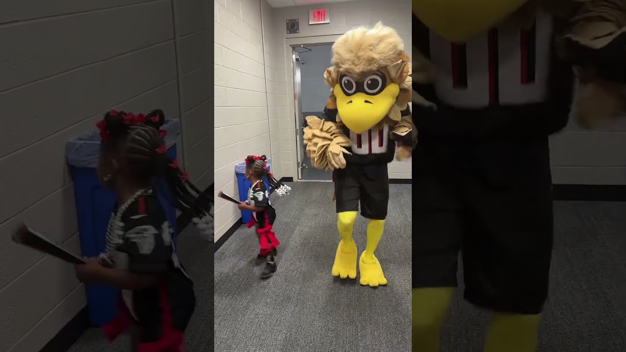 Ms Shirley x Dirty Bird 