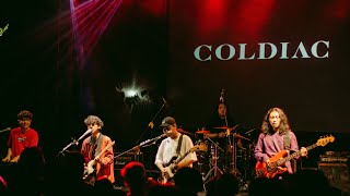 COLDIAC - KILAU [LIVE PERFORMANCE] | #VEARTHTV #COLDIAC