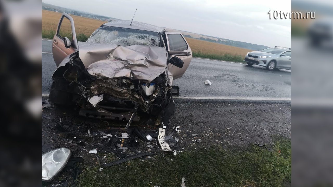 Авария саранск мерседес