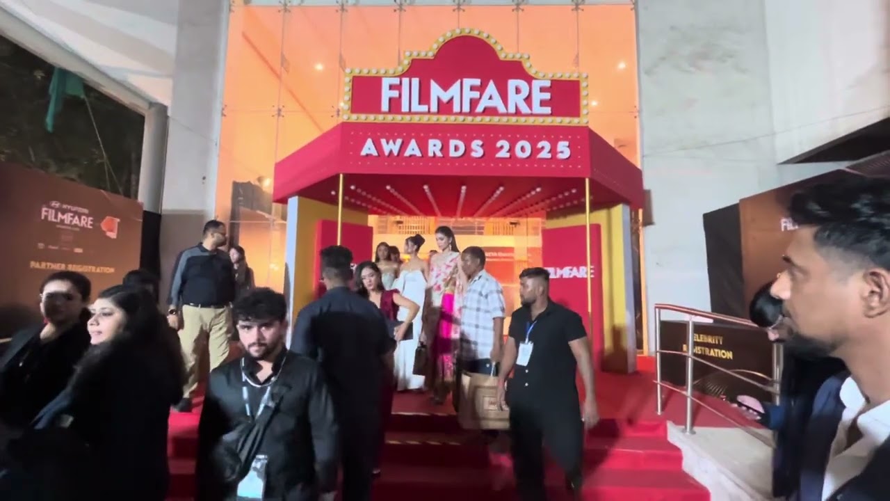 Indian Miss India model