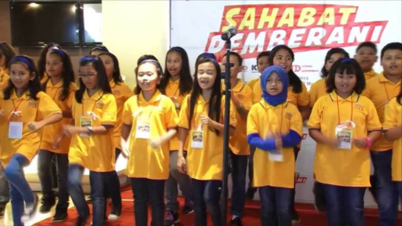 Lagu ANAK  BERANI pada launching film  animasi  Sahabat  