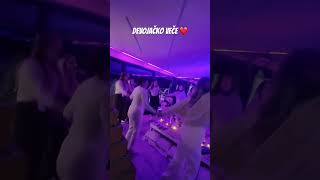 Jedno ludo devojačko veče ❤️🌊🌴 #proslava #devojackovece #vikendica #beograd #srbija #vilamariah