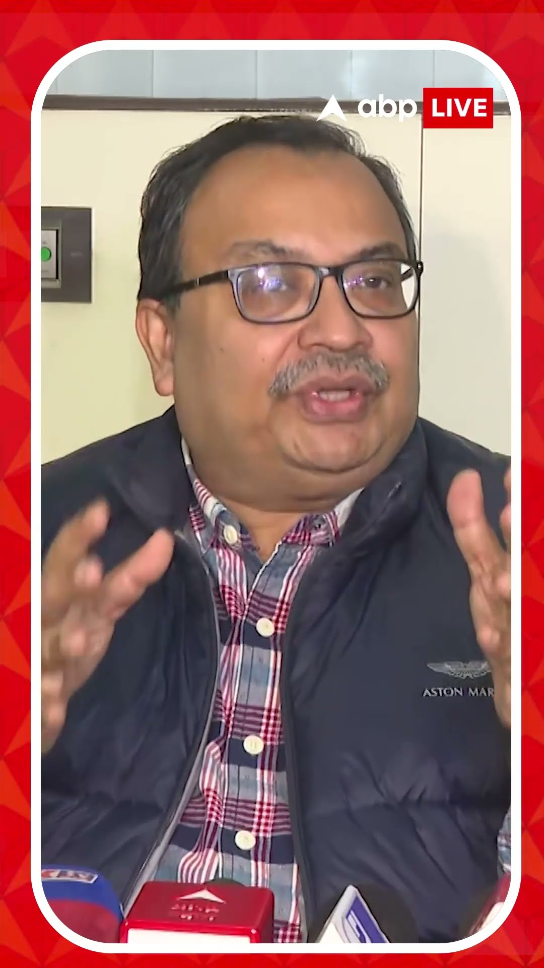 ধর্মীয় স্থান তৈরিতে রাজনীতি কোথায়?: কুণাল