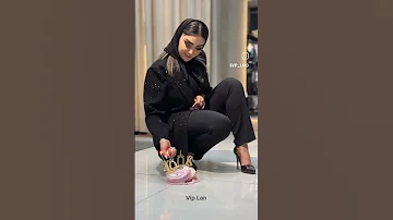 کفش پاشنه بلند و پاهای زیبای بلاگر معروف ایرانی High Heels And The Feet Of A Famous Blogger Nylon 