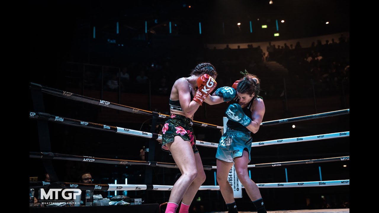 Evi Ewelina vs Kesia Dempsey