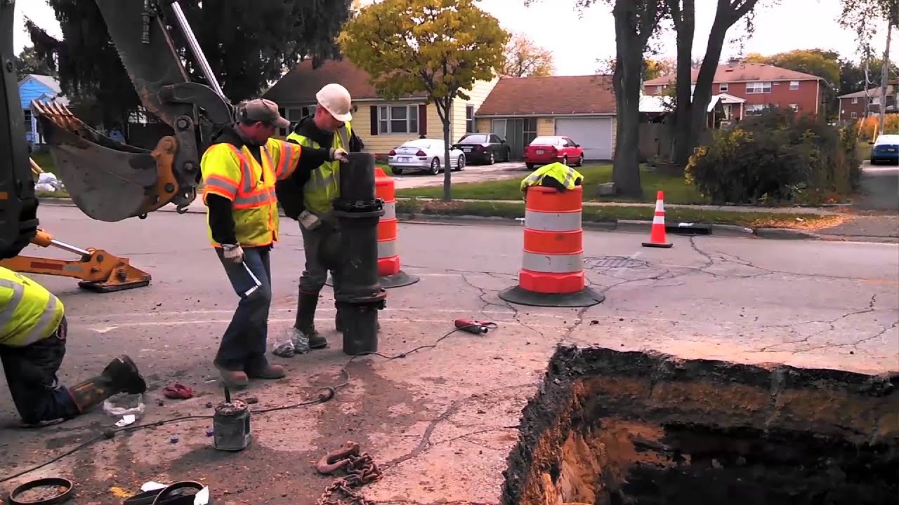 madison-water-utility-builds-new-water-mains-inside-the-old-ones