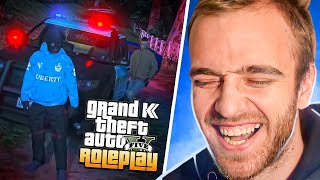 UKRADLI JSME POLICEJNÍ AUTO V GTA RP! | ARTIX