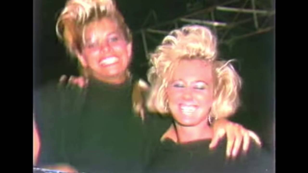 Vacances - "Runaway" Official Music Video