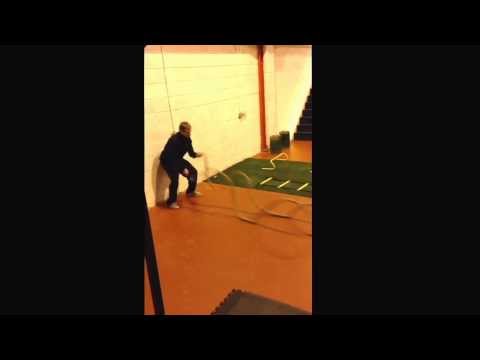 Exercising using ropes: FitTrain Exercising using ropes: FitTrain