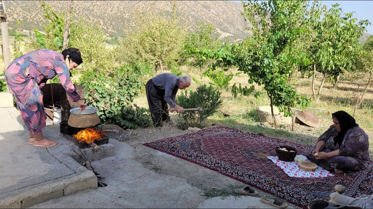Nomadic lifestyle in iran | Cooking Iranian noodles in a rural style ...