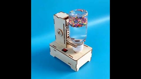 Bé tự tay tạo lốc xoáy mini 🌪️ – vừa học vừa chơi cực vui!Cùng Bố Cò khám phá sức mạnh khoa học nhé💡