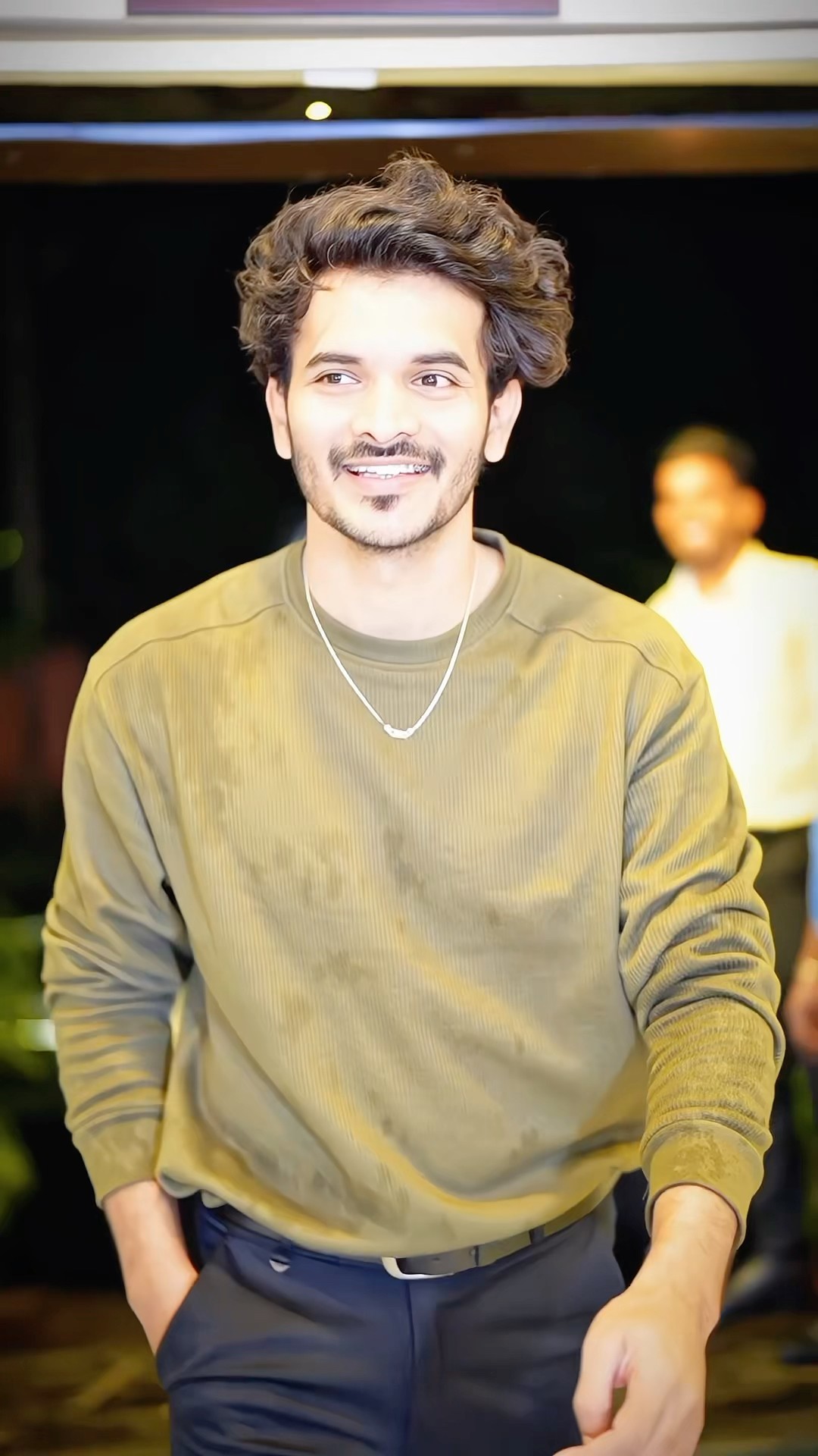 Kindness cost nothing but means everything,..?❤️ #azmaik #reality #humanity #hearttouching #smile