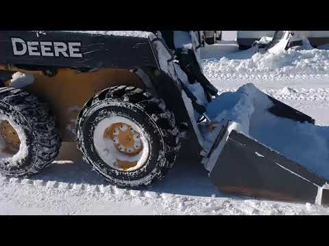 CLEANING UP THE FIRST BIG SNOW OF THE YEAR - YouTube