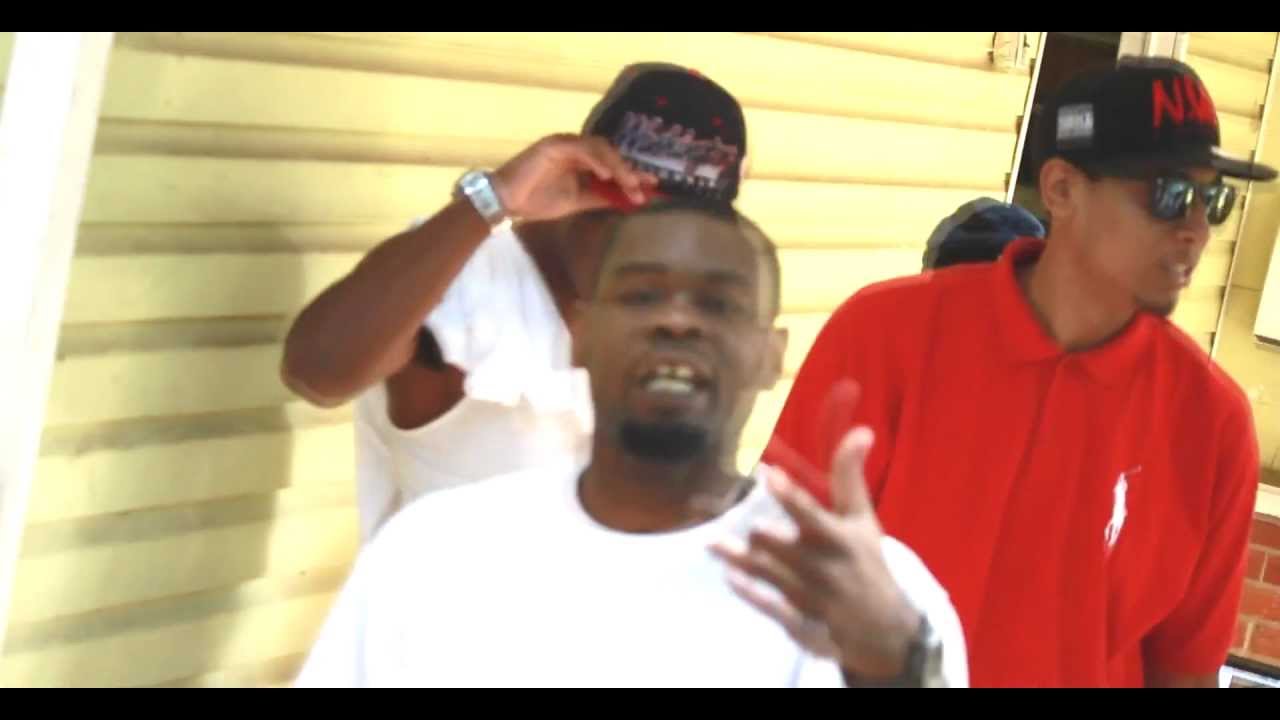 Shellz Feat Stretch Rules - Smoke & Make Money ( Official Music Video )