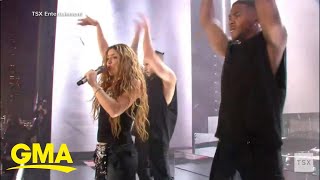 Shakira gives surprise performance in Times Square