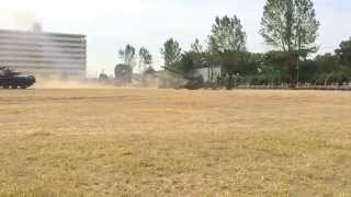 2014 豊川駐屯地創立64周年記念行事　訓練展示　FH-70 順次発砲