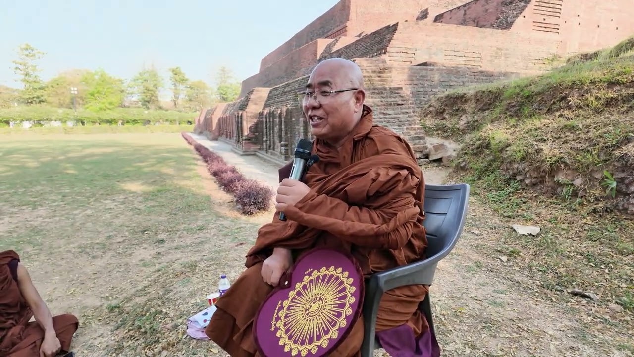 မြတ်ဗုဒ္ဓအား ပဉ္စ၀ဂ္ဂငါးဦးတို့မှ ကြိုဆိုခဲ့ကြသည့်နေရာ - ချောက်ခဏ္ဍီစေတီတော် - ဗာရာဏသီ