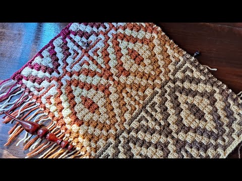 Mosaic Crochet Pattern #32 - MULTIPLE 22 + 4 - Work Flat or In The Round