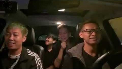 Tắc đường thì phải làm gì , Rambo hát 1 điếu cực hay !!