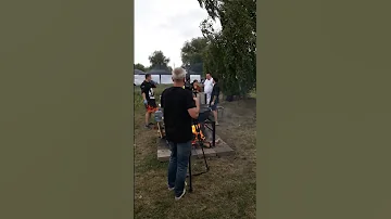 Зачем водку добавляют в рыбный суп? #еда #shorts