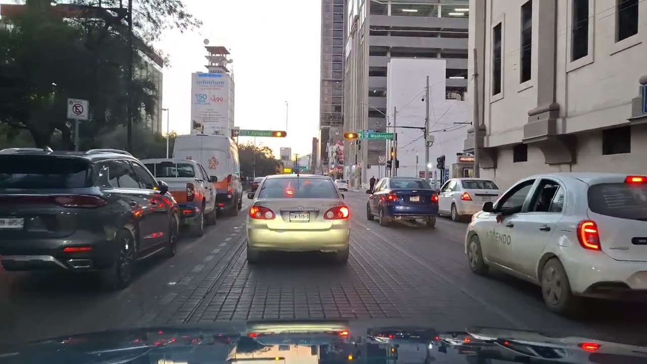 Recorriendo Monterrey NL: Ruta Revolucion-Washingtong-Zaragoza-hasta la Iglesia Sagrado Corazon.