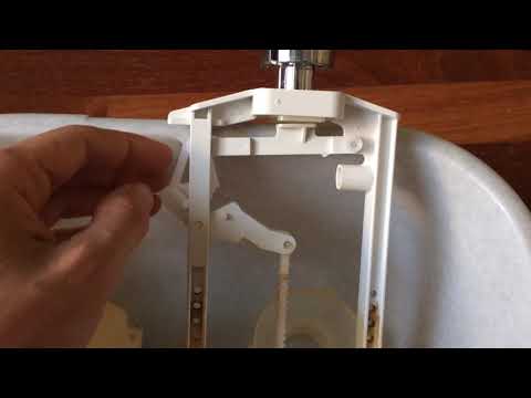 Как починить кнопку унитаза /  How to fix toilet pan button (Roca)