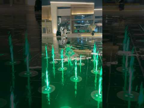 شوشا هربت اخر لحظة من النافورة الراقصة خافت كتير   