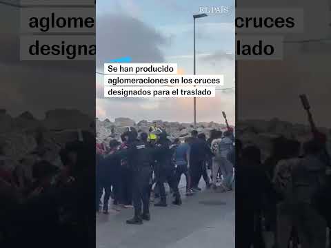La policía lanza disparos al aire durante el traslado de migrantes en Ceuta #shorts