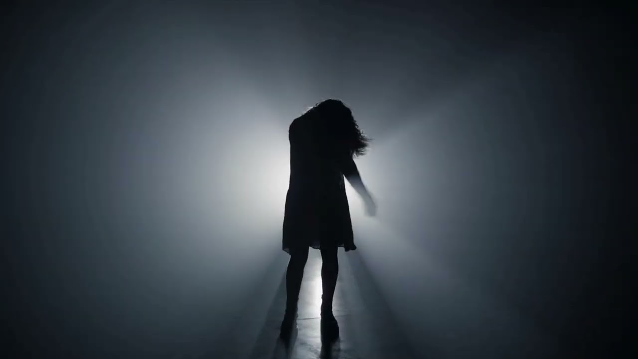 Sound and music( AI)  I CAN'T FORGIVE (THE CROWN)