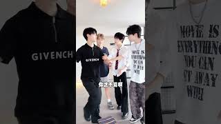 到底谁是小丑? #短剧 #剧情 #情侣 #恋爱 #日常vlog