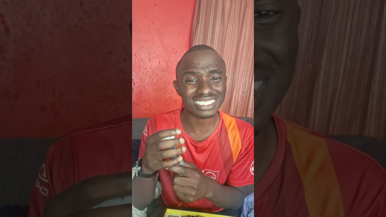 What is in the  32Gi package that is worth R300