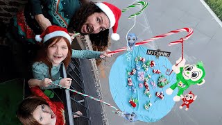5 FAMiLY CHRiSTMAS CHALLENGES!! Drop Test - Candy Fishing - Rainbow Wheel - Xmas Cool Whip Tree 🎯🔫