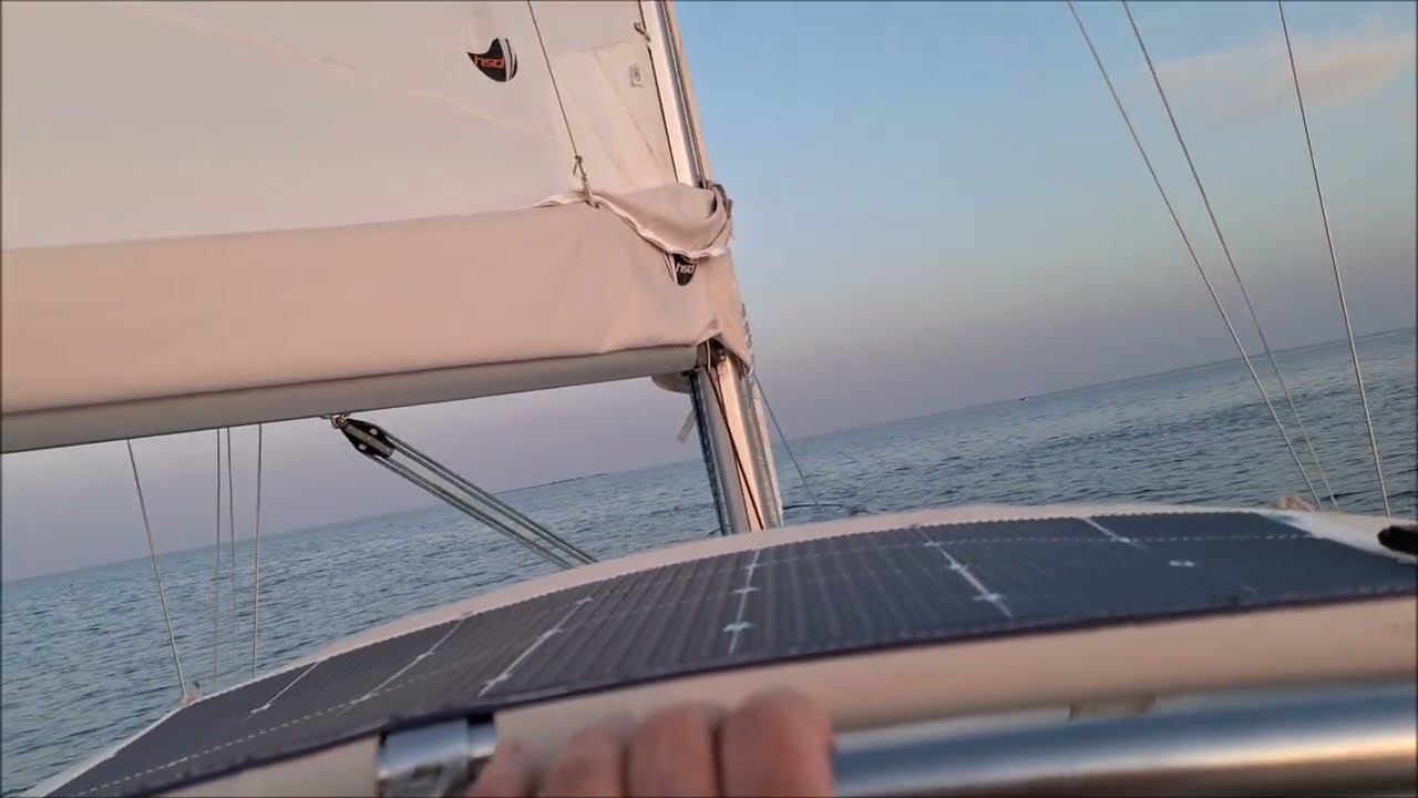 ⁣Voilier Yannick,  avril 2026. Le carénage, Les essais en mer, Une visite à Hoedic.