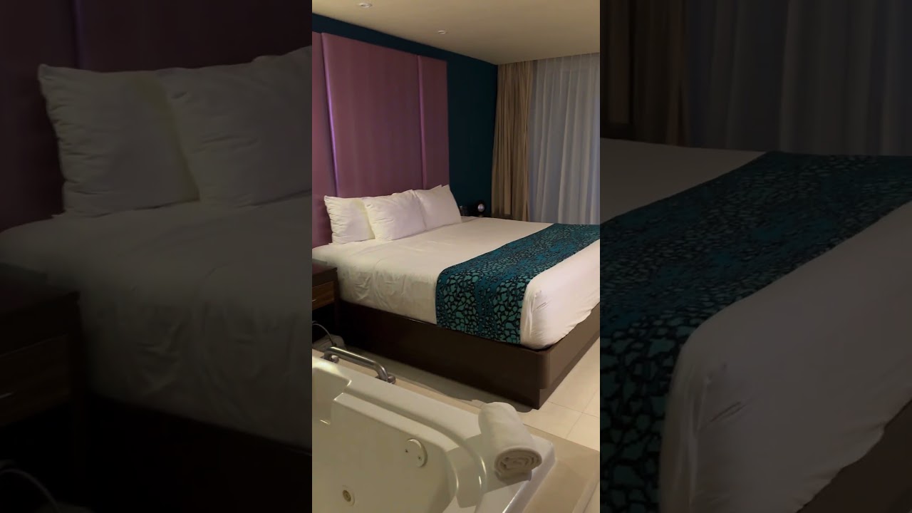 Hard Rock Hotel Cancun - King Size Room Sea View 