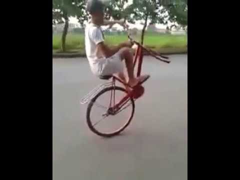 Video Những pha bốc đầu xe hay nhất và nguy hiểm nhất 6 /top... - youtube