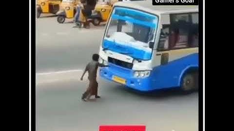 When my noob friend kill 3 bots in pubg his reaction😂😂😂😂