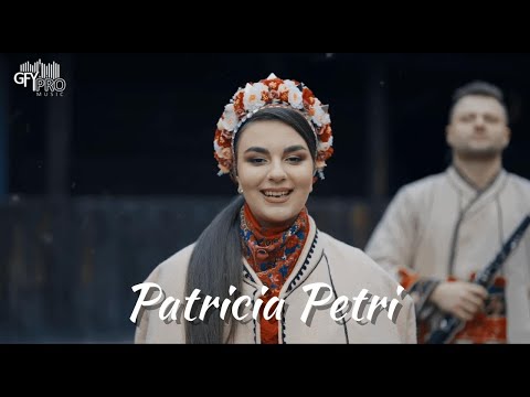 Patricia Petri 🔔@FabiMarta🔔Sara' Crăciunului Nost'🔔