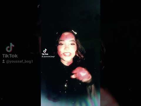 بالراحه على الارض يا سنيوره ولا انت عشان اموره تجري راحتها من نظره عينك في الصوره 