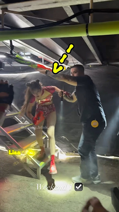 Lisa collapsed after finishing her performance at Coachella 2025 #lisa #blackpink