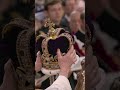 El momento de la coronación de Carlos III