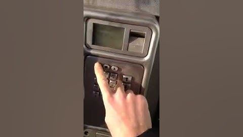 looking in a Bt payphone video 2