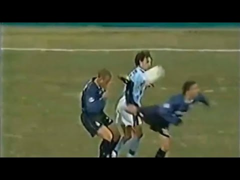 Video: Roberto Baggio Net Tsim Nyog: Wiki, Sib Yuav, Tsev Neeg, Kab tshoob, Nyiaj hli, kwv tij