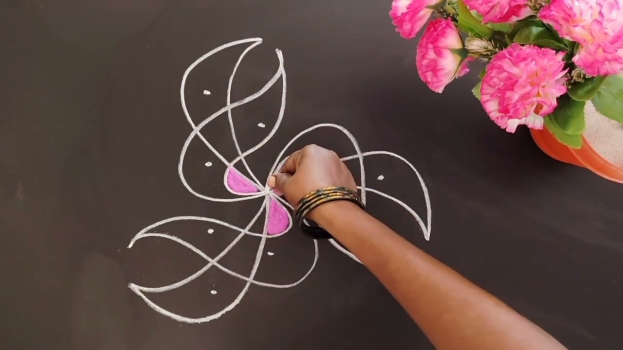 4*2*1  Dots Easy Sikku Kolam /எளிமையான சிக்கு கோலம் @minminirangoli 