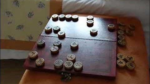 Our First Game of Chinese Chess - Live from Chengde, China!