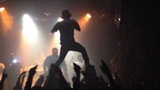 Celebrity Dizzy wright crowd surf Wealth