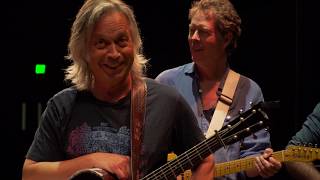 Video thumbnail of "The Waifs / Jim Lauderdale - You Ain't Goin' Nowhere (Live on eTown)"