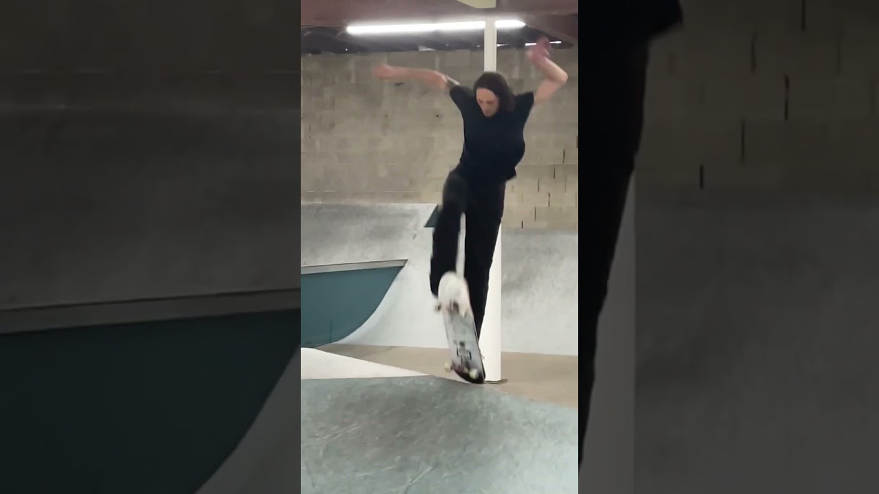 Evan Smith Levitates in the 85's 